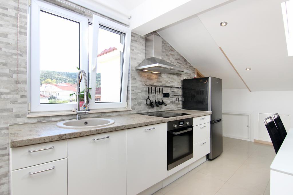 Apartment Pika Smokvina 2A Vinišće Rom bilde